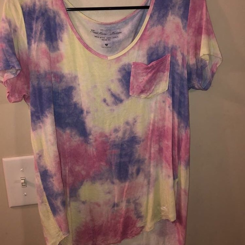 hollister shirt